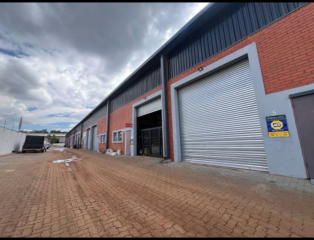 607M² WAREHOUSE TO LET IN HENNOPSPARK